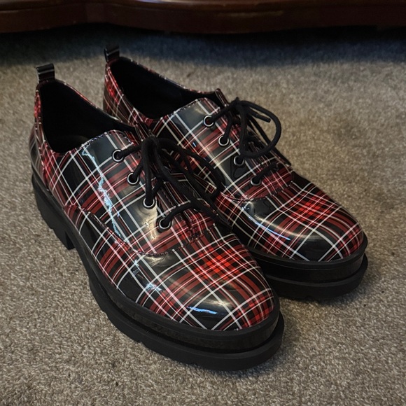 Jessica Simpson Red and Black Plaid Loafers - Picture 1 of 3